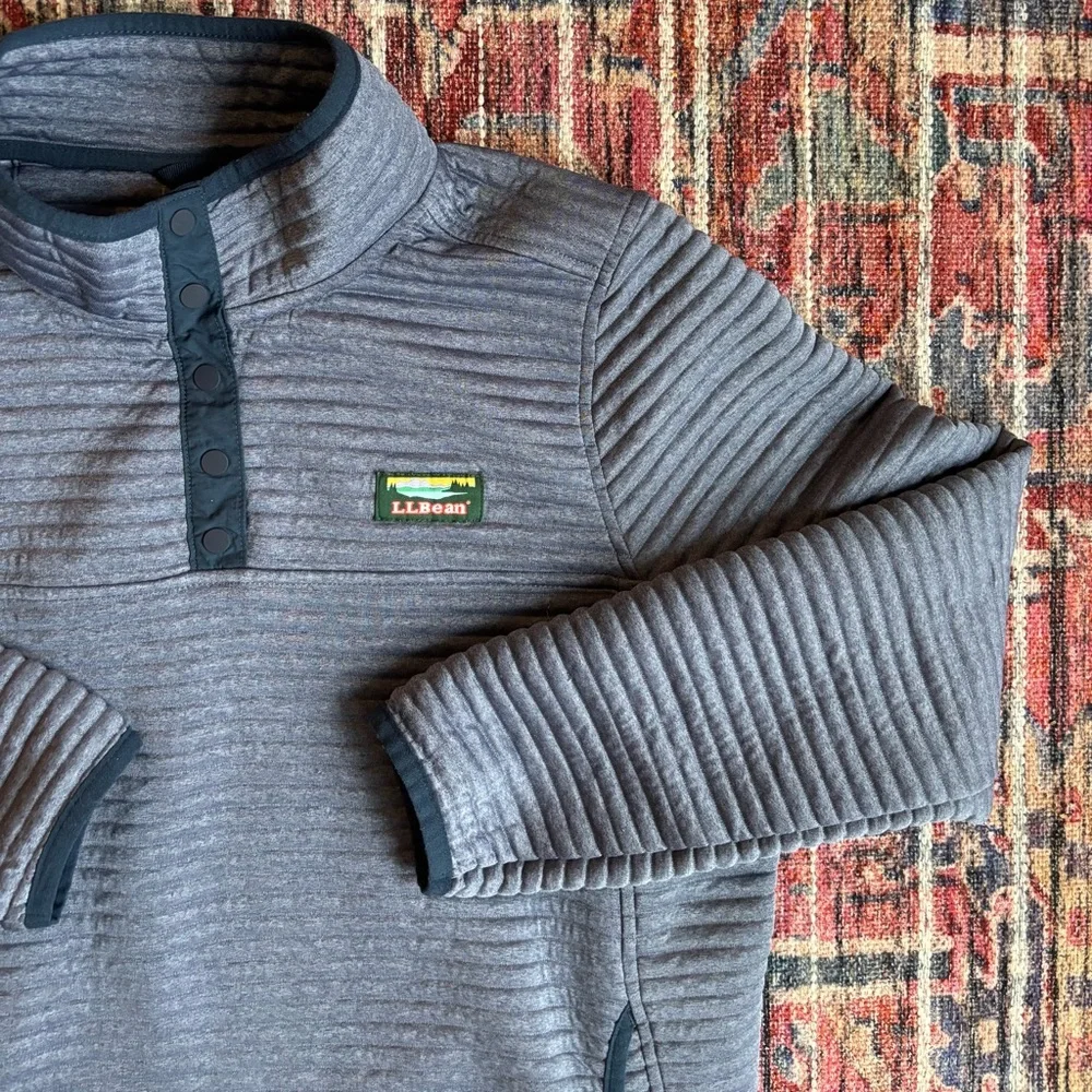 L. L. Bean Women’s Large Airlite Knit Pullover - Picture 2 of 4